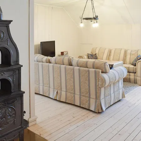 Holiday home Gorgeous In Vestsida With House Sea View