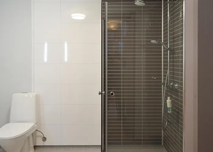 3 Bedroom Amazing In Vestsida 펜션 *